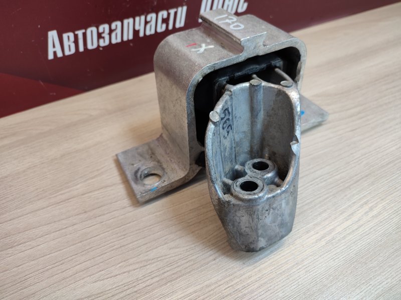 Опора двигателя