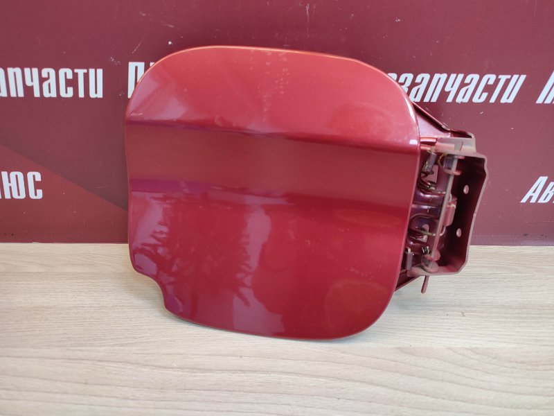 Лючок бензобака