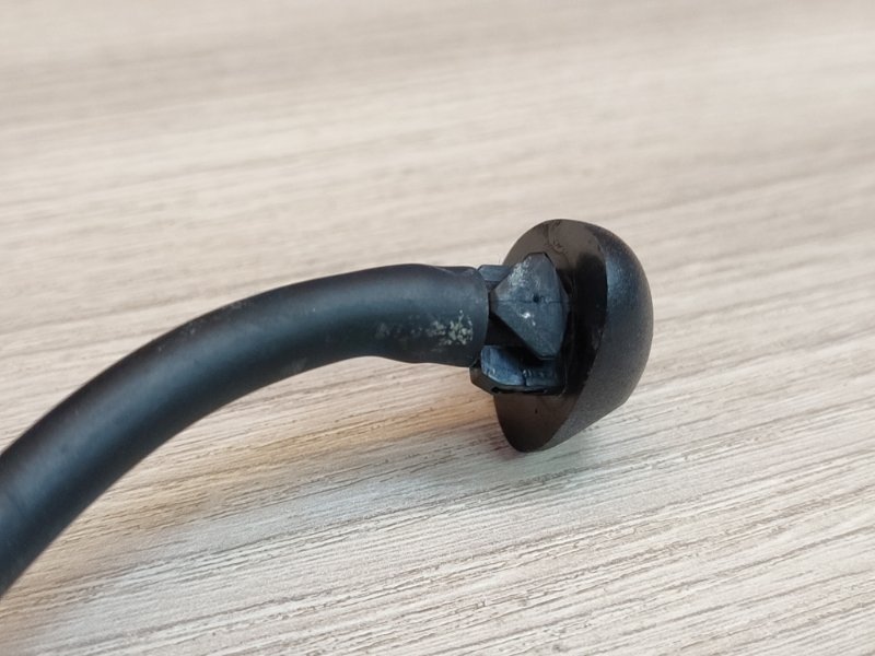 Трубка насоса стеклоомывателя