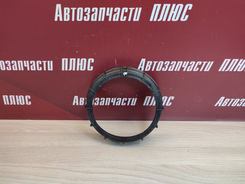 Крышка бензонасоса