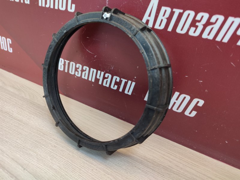 Крышка бензонасоса