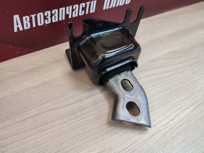 Опора двигателя