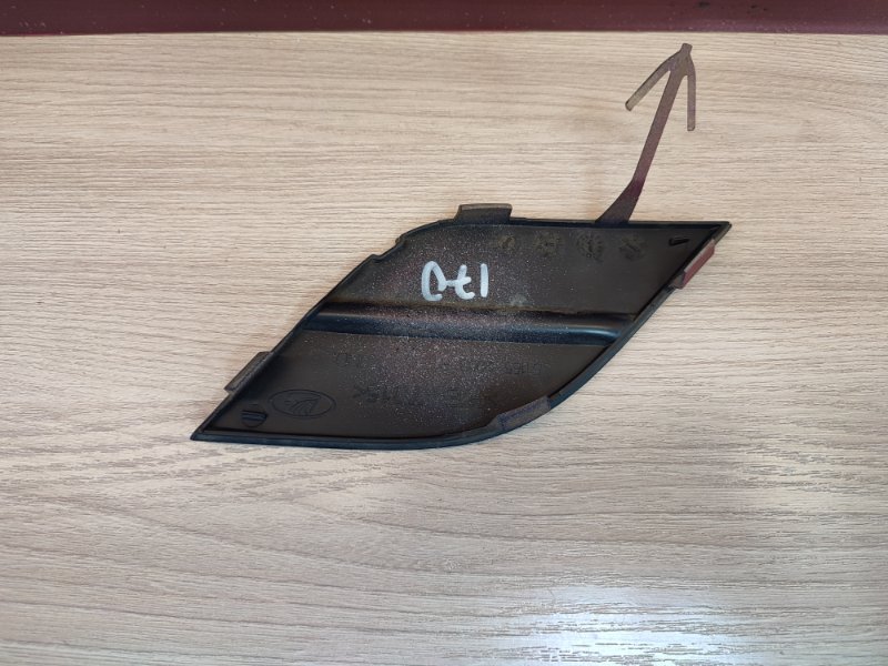 Заглушка буксировочного крюка