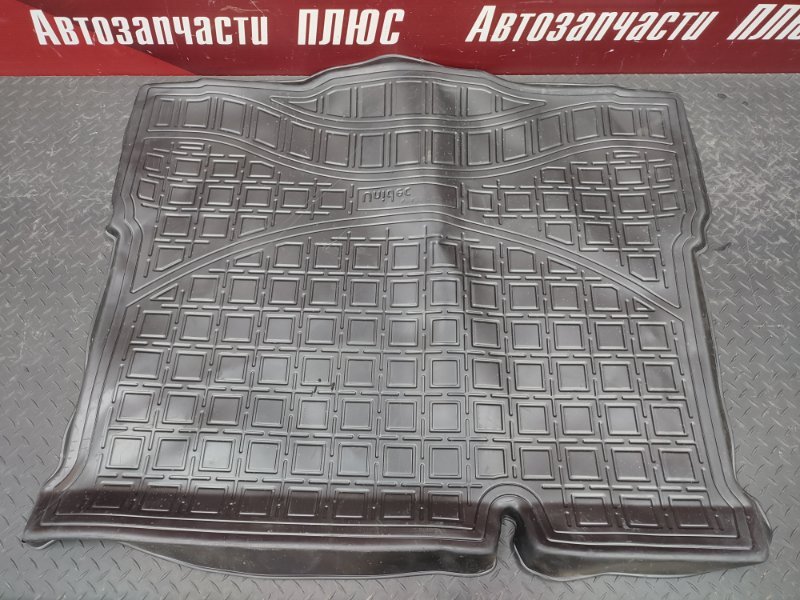 Коврик багажника