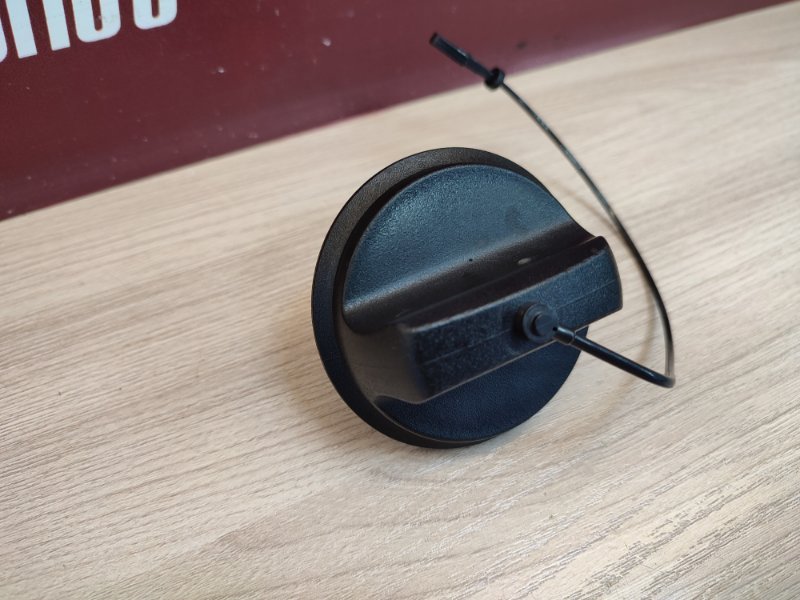 Крышка топливного бака