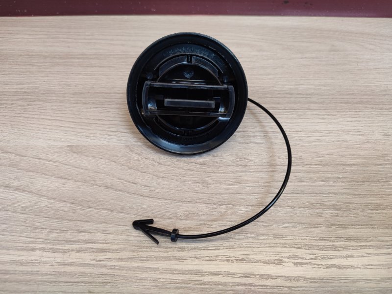 Крышка топливного бака