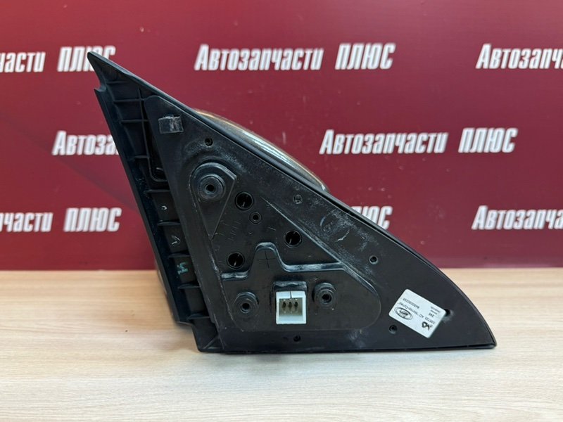 Зеркало заднего вида боковое