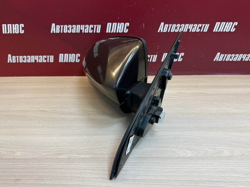 Зеркало заднего вида боковое