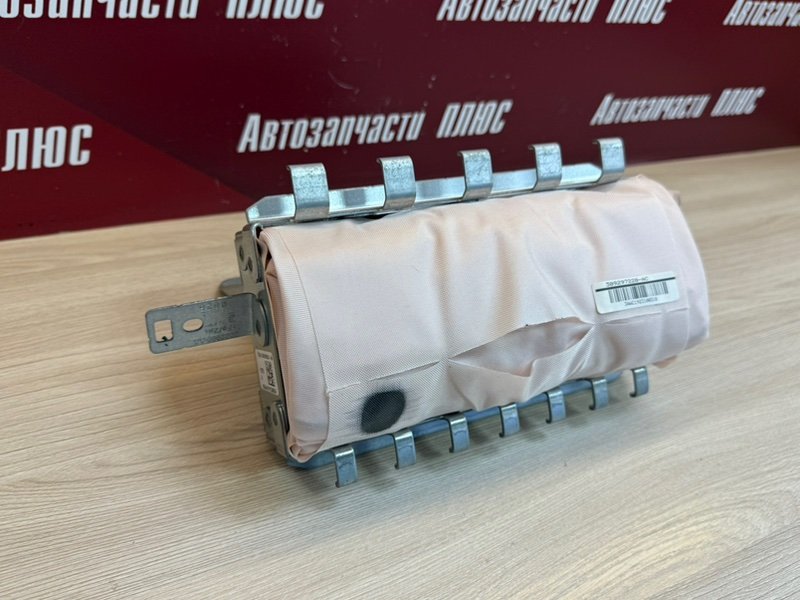 Подушка безопасности пассажира