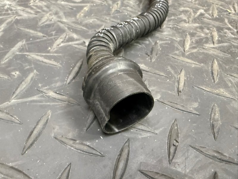 Трубка дренажа акб