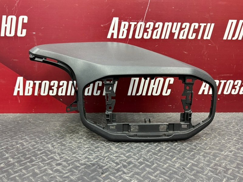 Верхняя накладка торпедо