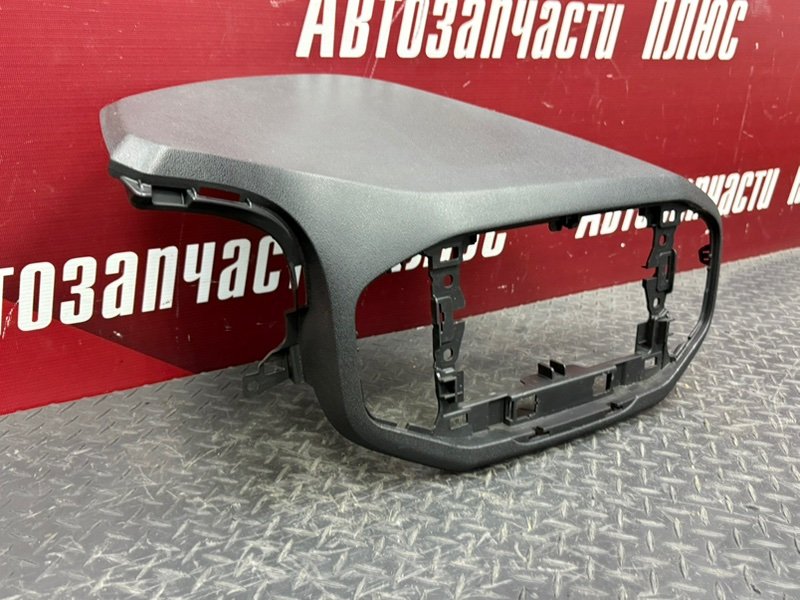 Верхняя накладка торпедо