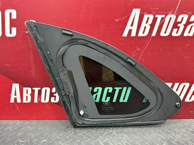 Форточка кузова