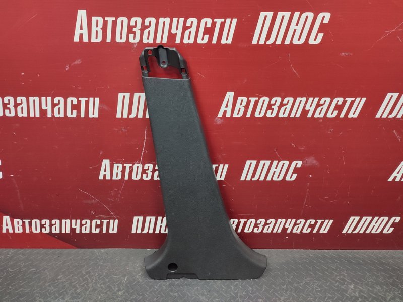 Обшивка средней стойки