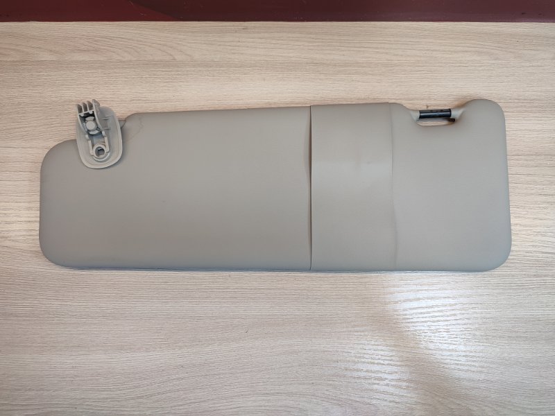 Козырек солнцезащитный