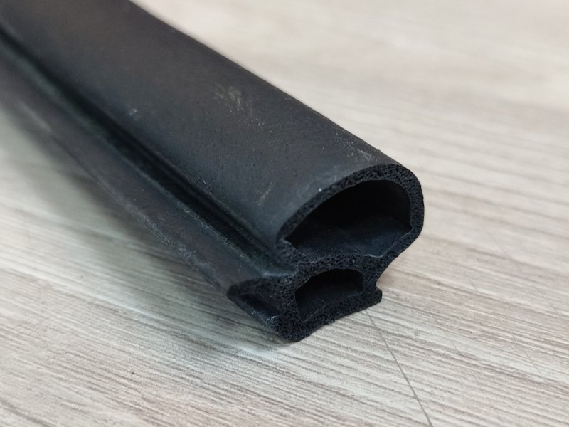 Уплотнитель жабо