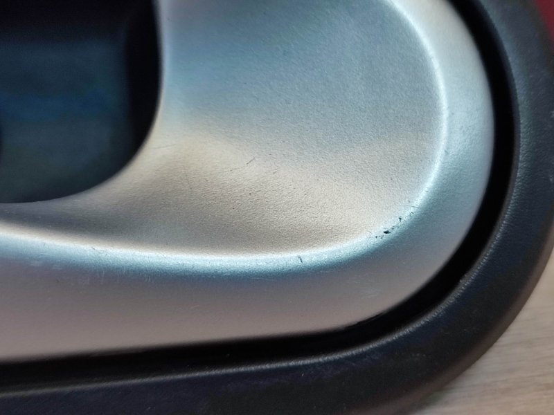 Внутренняя ручка     двери