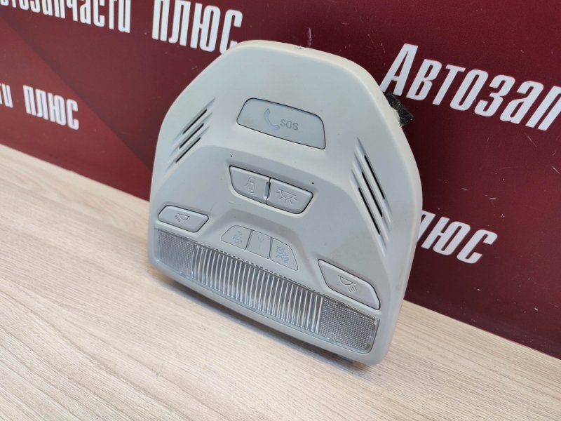 плафон освещения салона