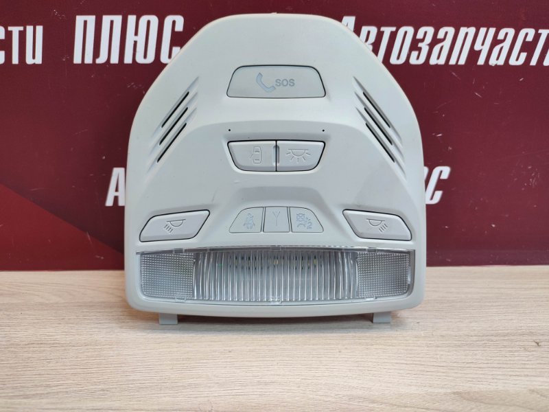 плафон освещения салона