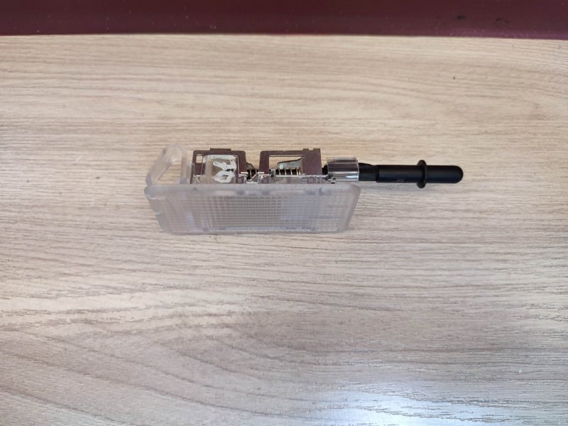 Плафон подсветки багажника