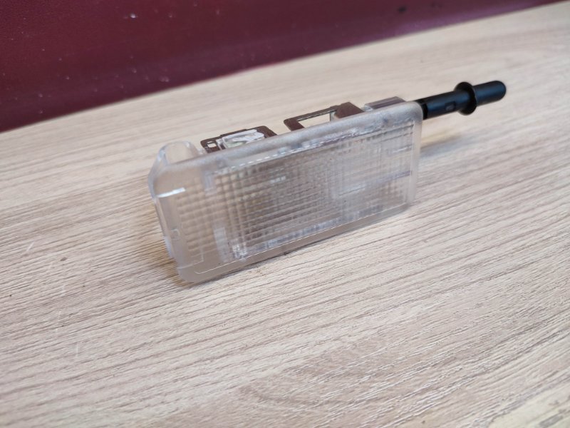 Плафон подсветки багажника