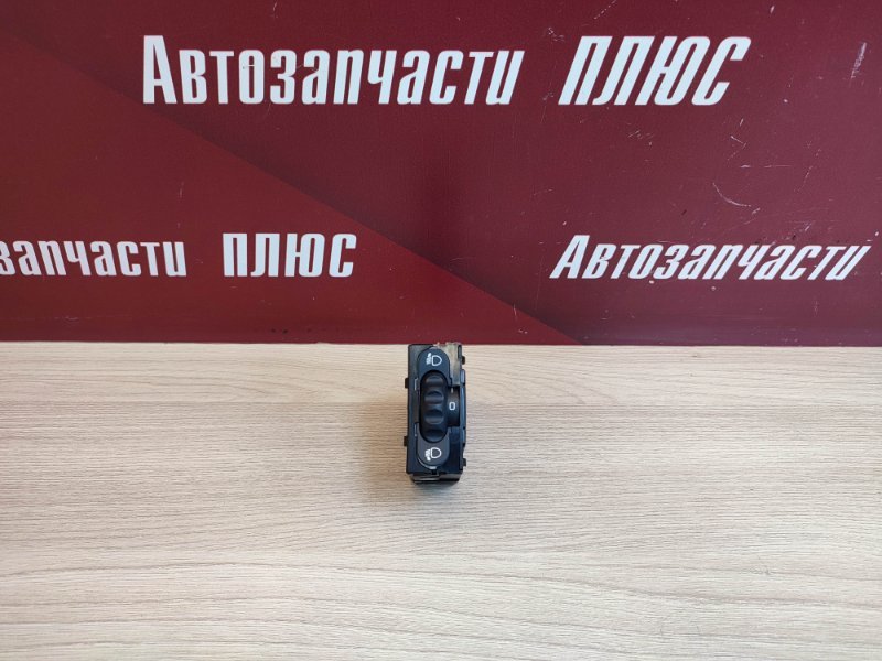 Кнопка корректора фар