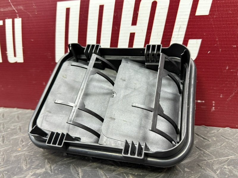 Клапан вентиляции салона