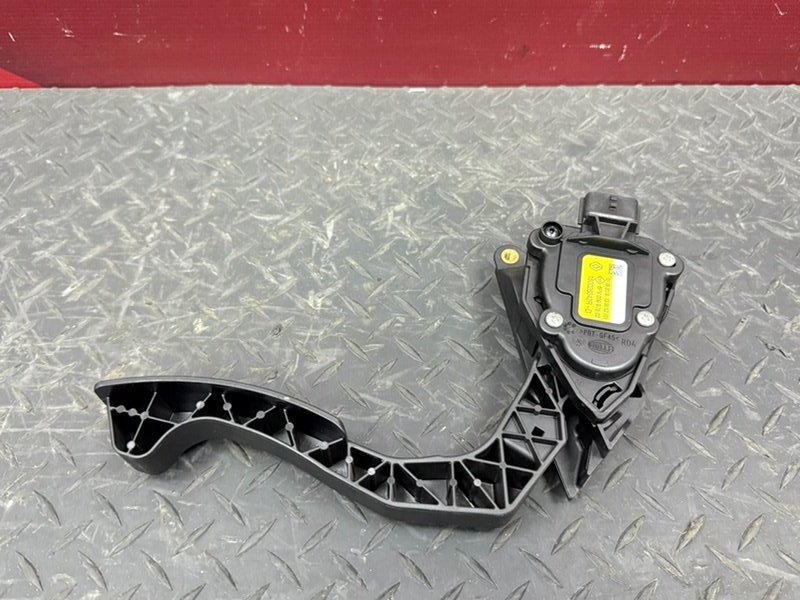 Педаль газа