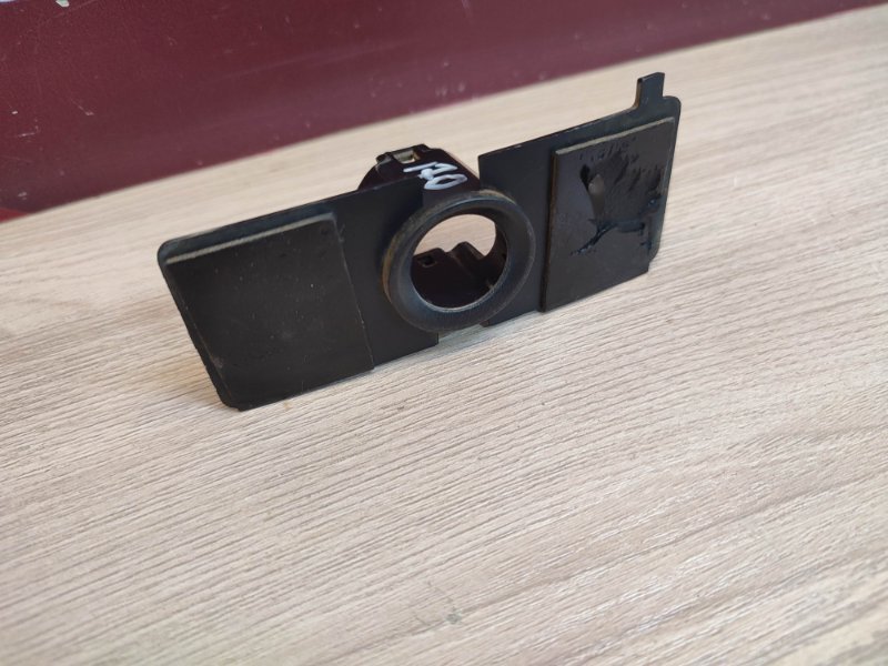 Кронштейн парктроника