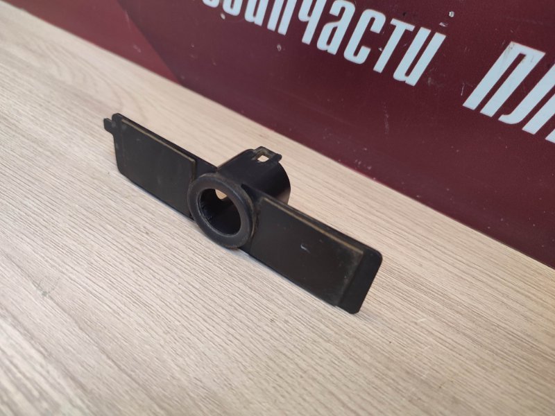 Кронштейн парктроника