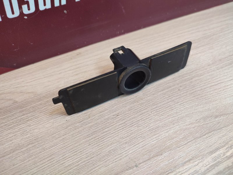 Кронштейн парктроника