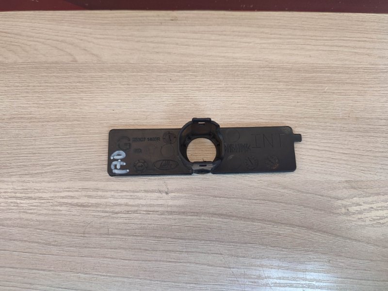 Кронштейн парктроника