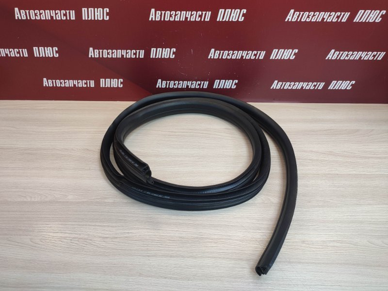 Уплотнитель проема      двери