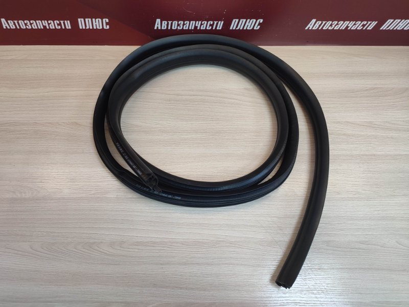 Уплотнитель проема      двери