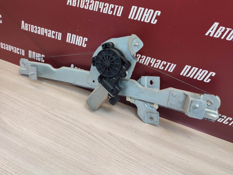 Стеклоподъемник    двери