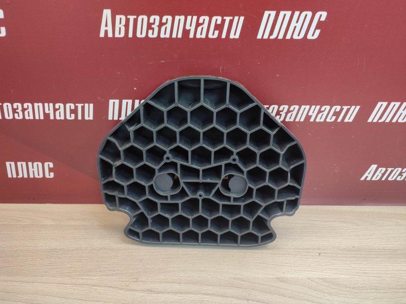 Кронштейн стеклоподъемника