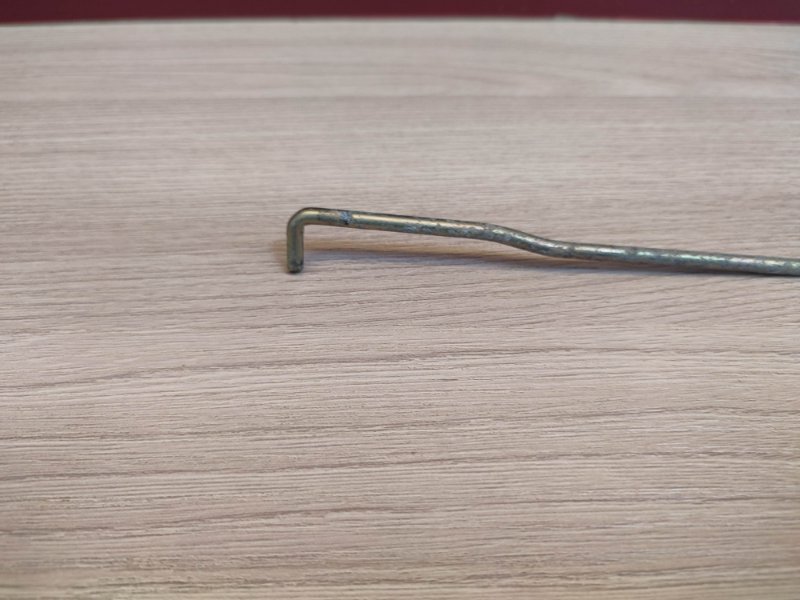 Тяга замка двери