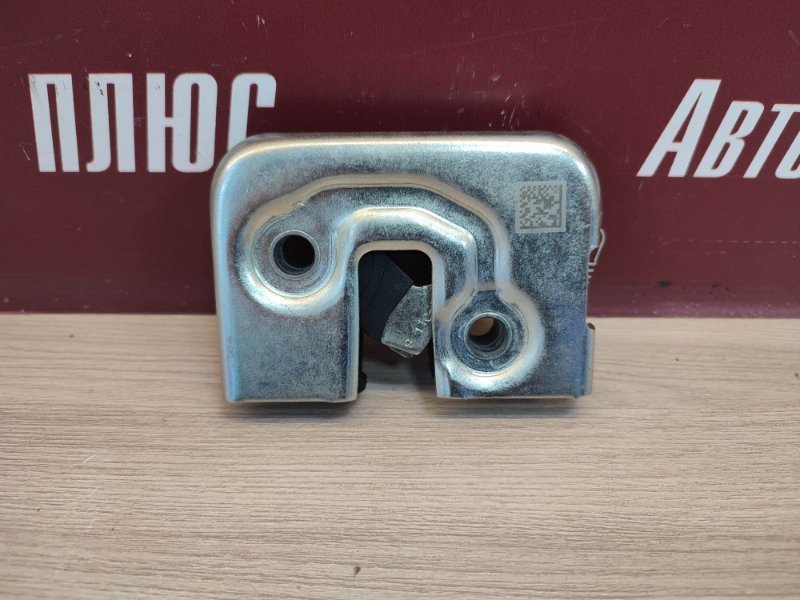 Замок спинки сиденья