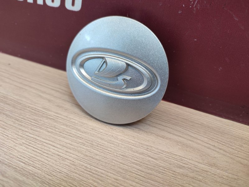 Колпак колеса центральный