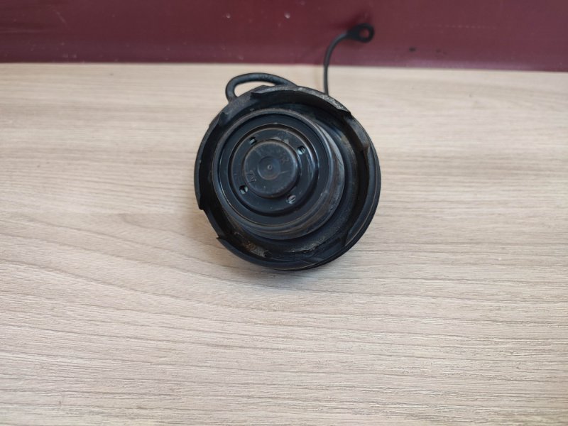 Крышка топливного бака