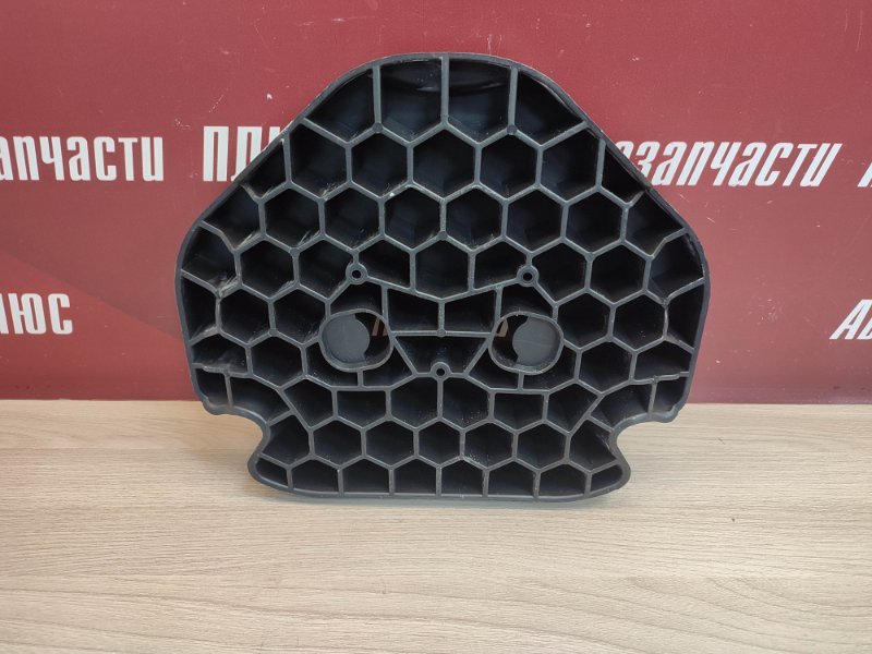 Кронштейн стеклоподъемника