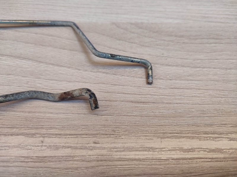 Тяга замка двери