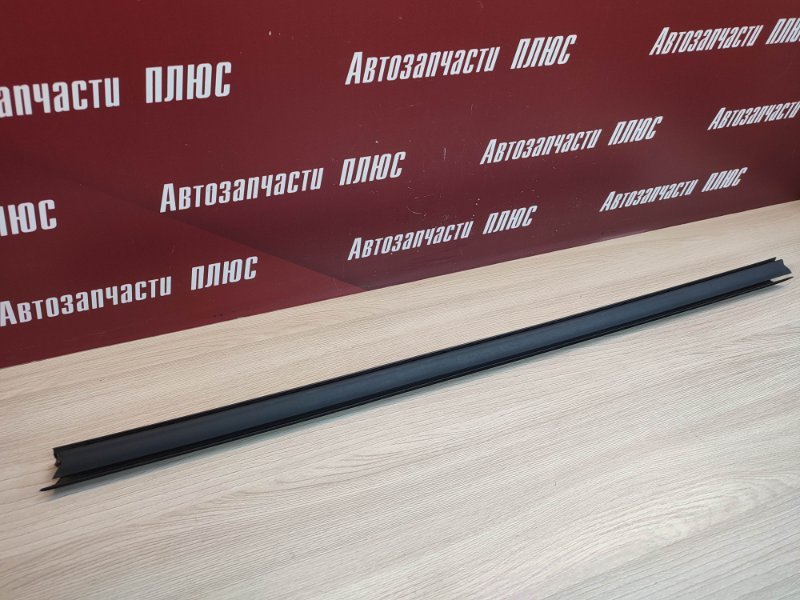 Уплотнитель стекла двери внутренний