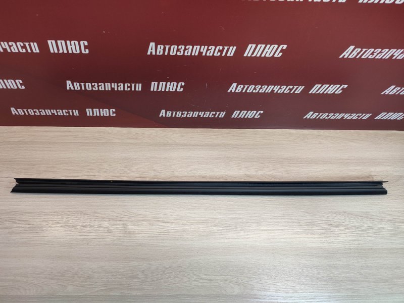 Уплотнитель стекла двери внутренний