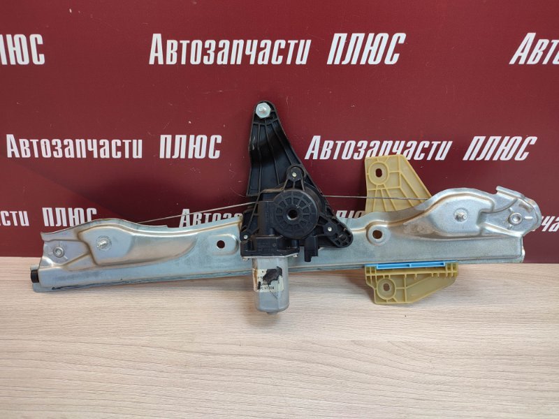 Стеклоподъемник    двери