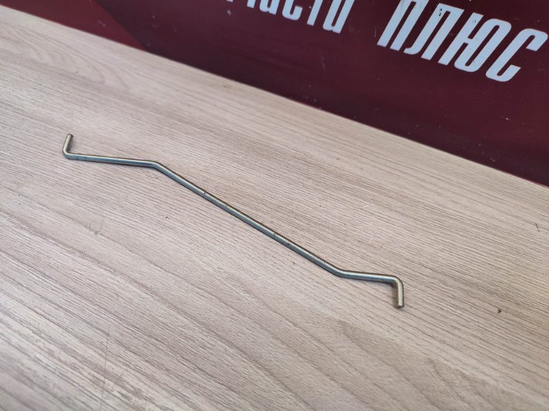 Тяга замка двери