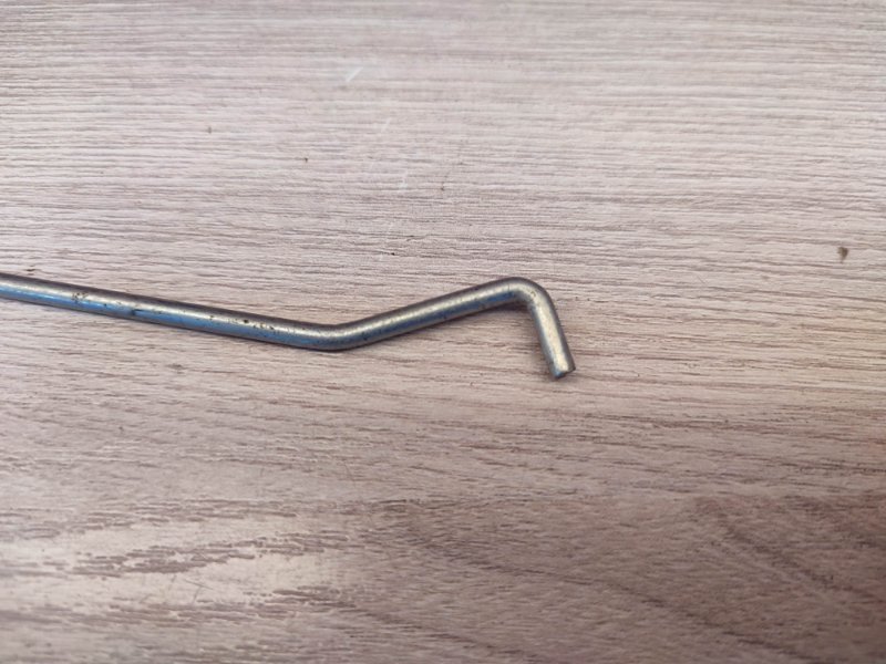 Тяга замка двери