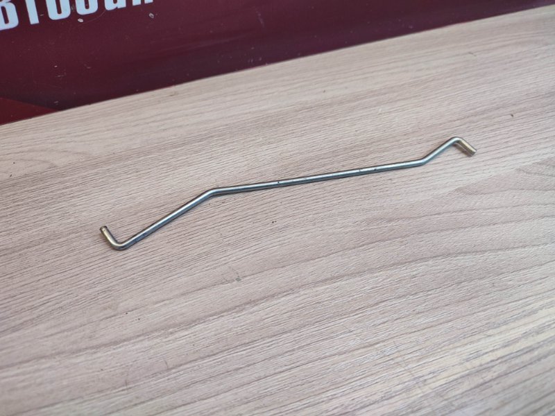 Тяга замка двери