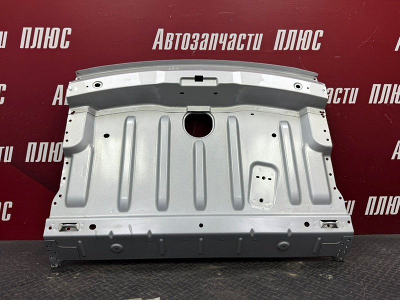 Задняя полка