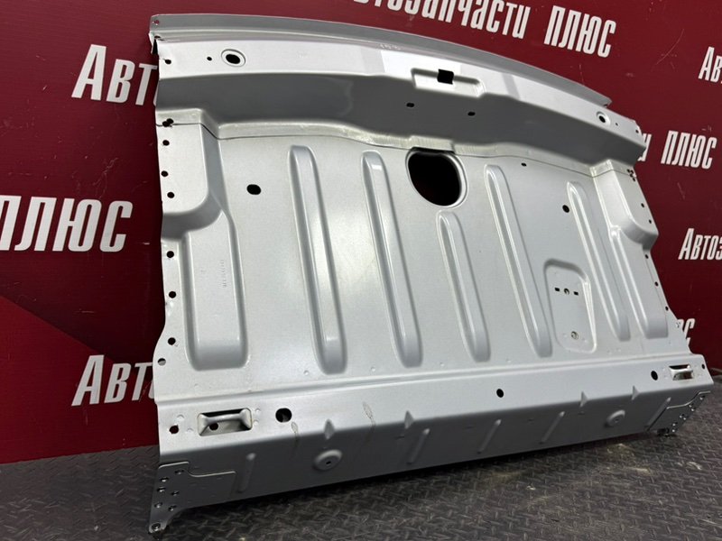 Задняя полка